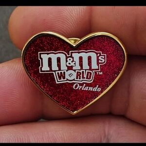 Rare 2005 Red Heart Shaped M&M's World Orlando Gold Tone Pin.